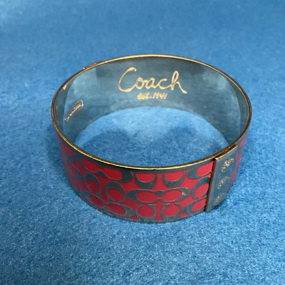 Coach Signature Logo Pink Gold Tone Metal Bangle Bracelet. - Picture 1 of 9